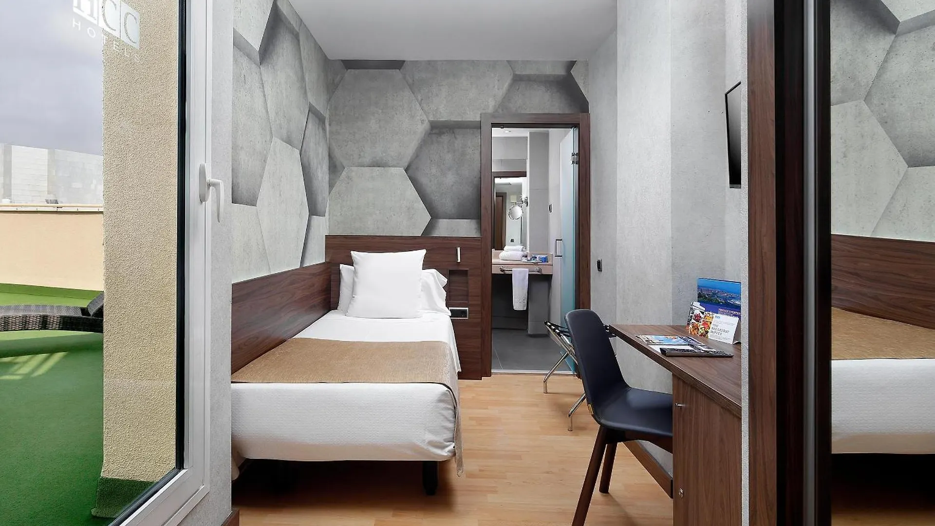 Hcc Montblanc Hotel Barcelona Spain