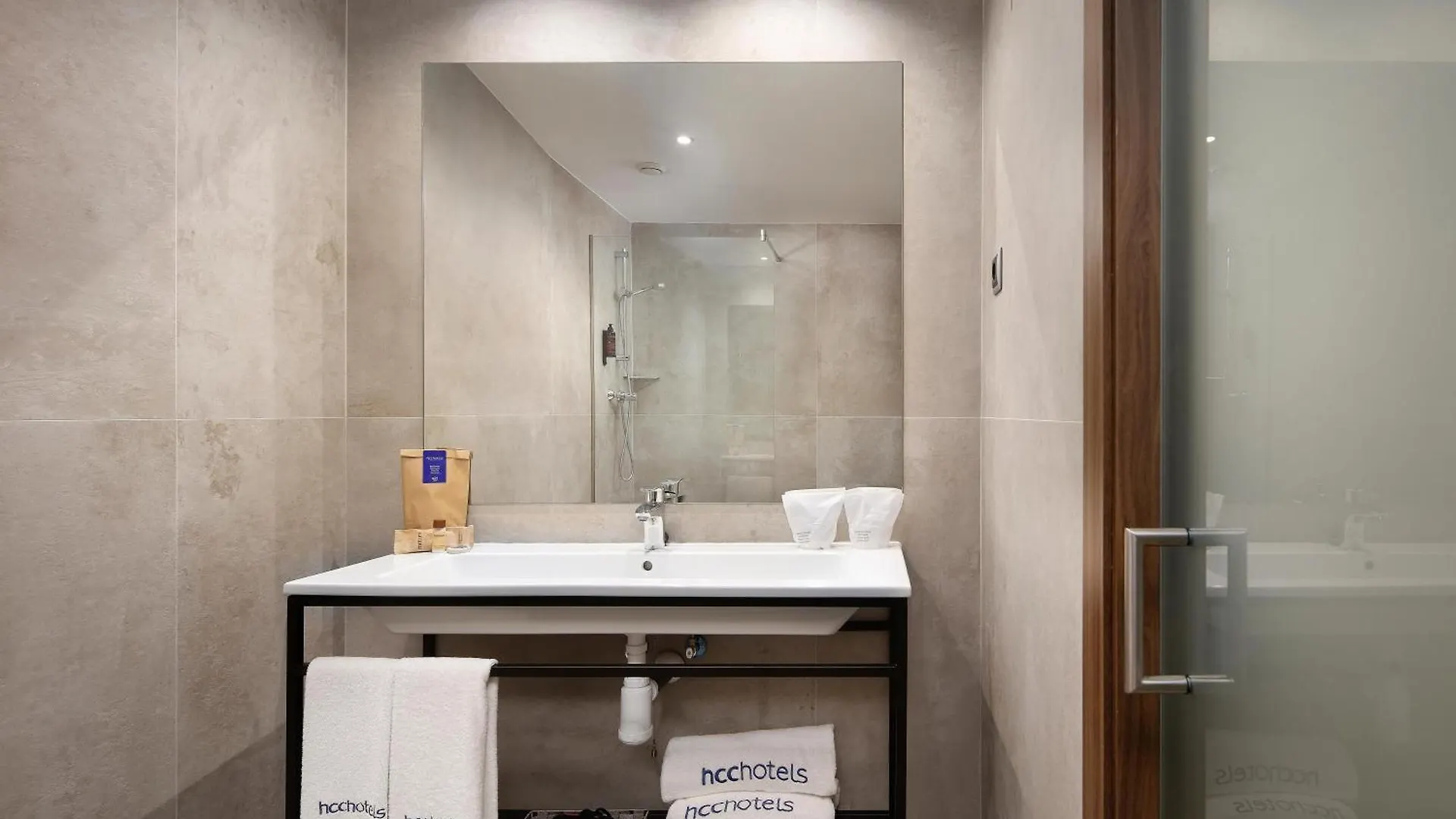 Hcc Montblanc Hotel Barcelona