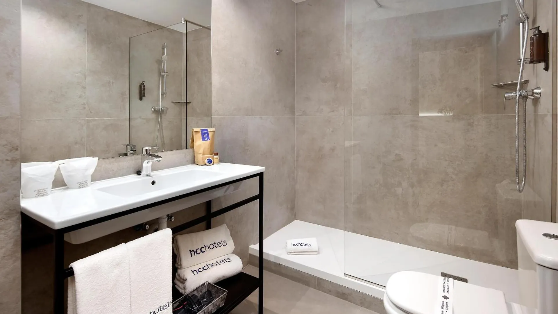 Hcc Montblanc Hotel Barcelona 3*,  Spain